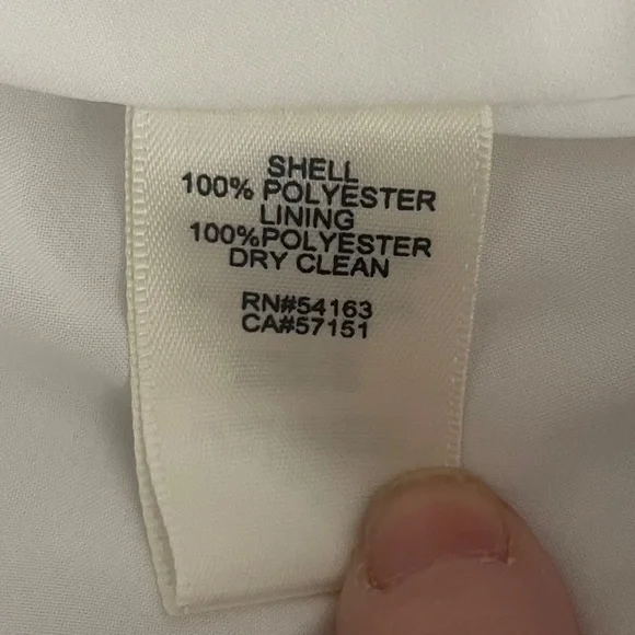 Eliza J Pleated long skirt in Navy Dot Size 4 - Picture 9 of 10